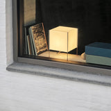 Paper cube table lamp | ecopet paper white